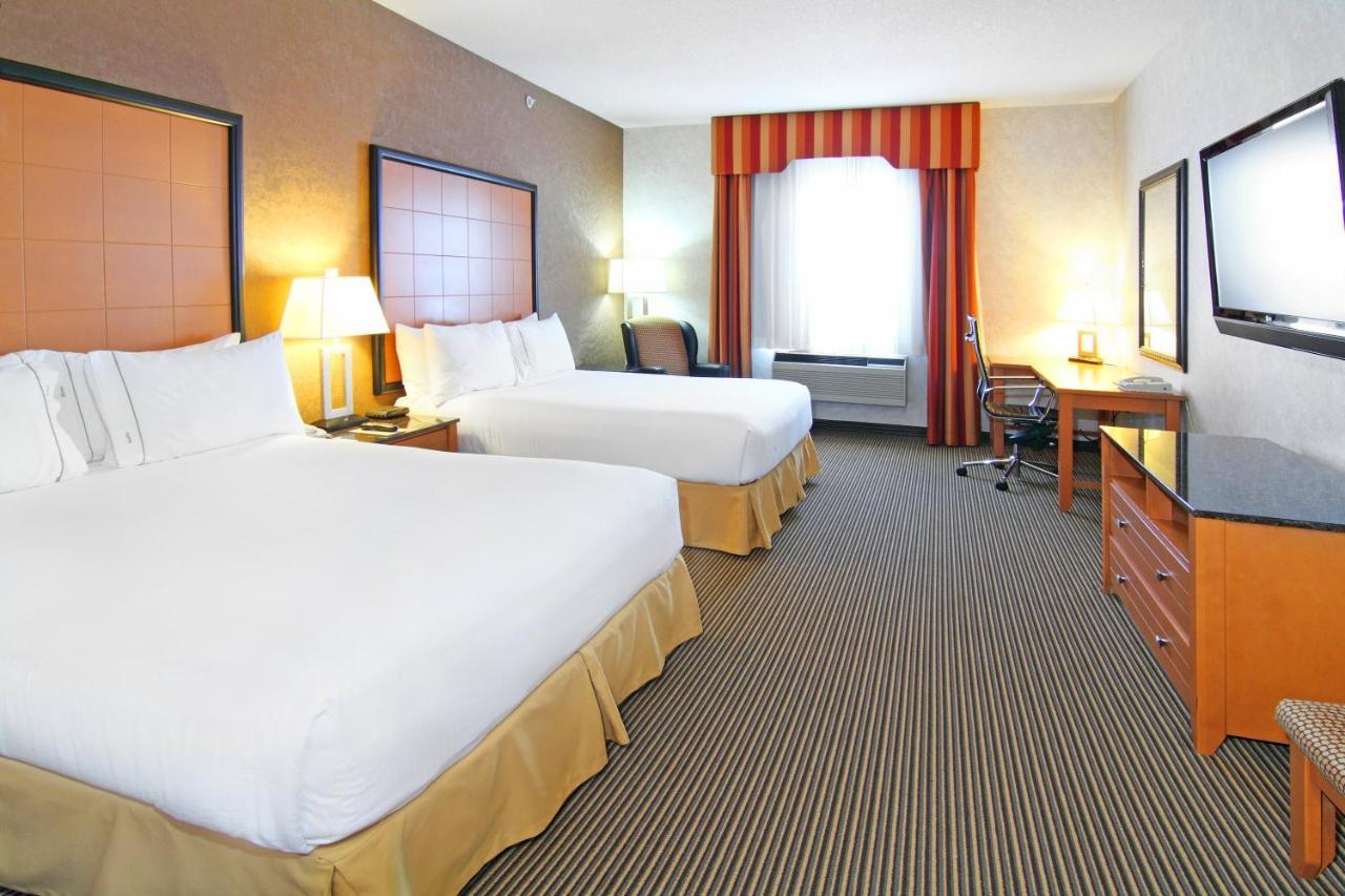Holiday Inn Express Calgary South By Ihg YYC Exterior foto