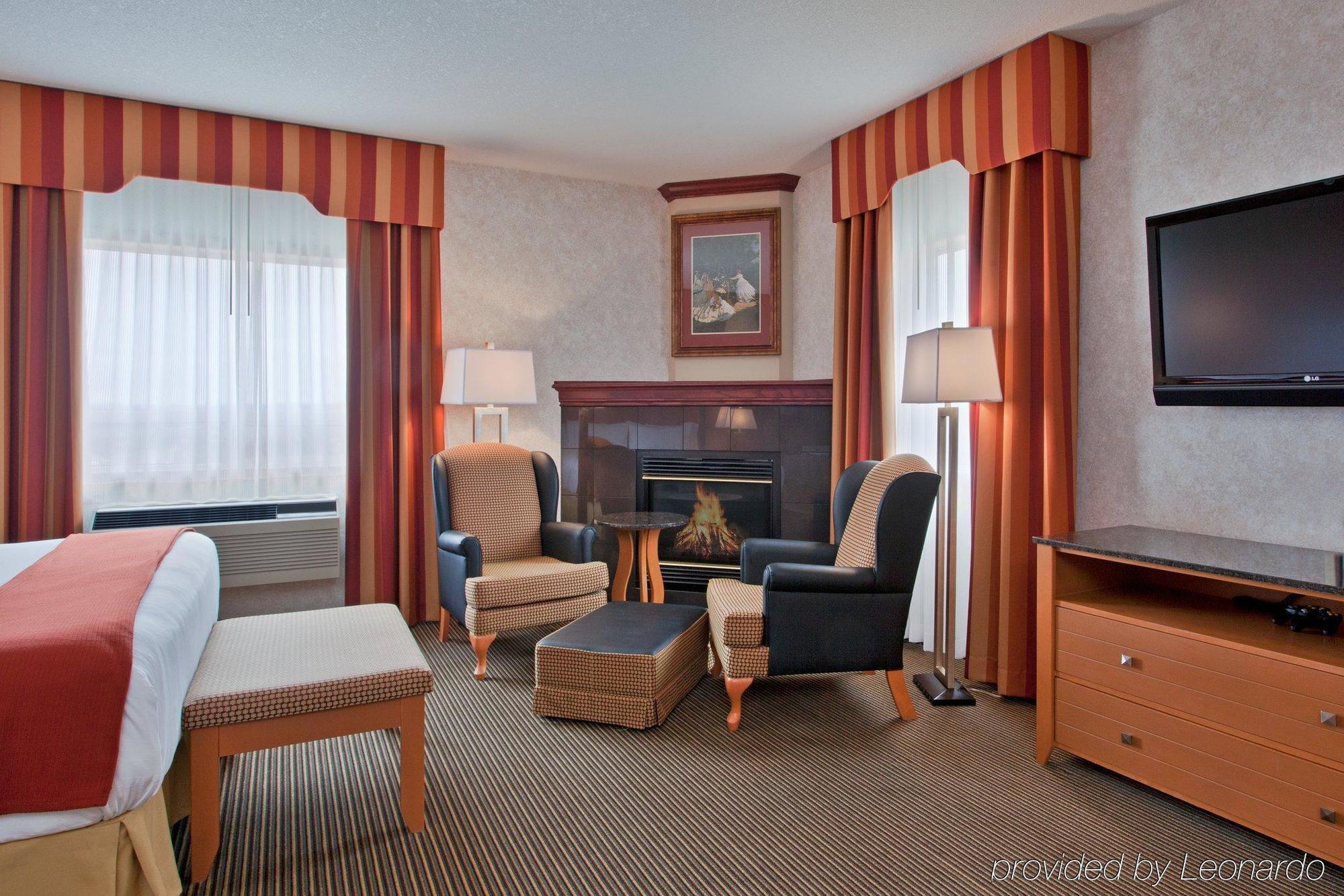Holiday Inn Express Calgary South By Ihg YYC Quarto foto